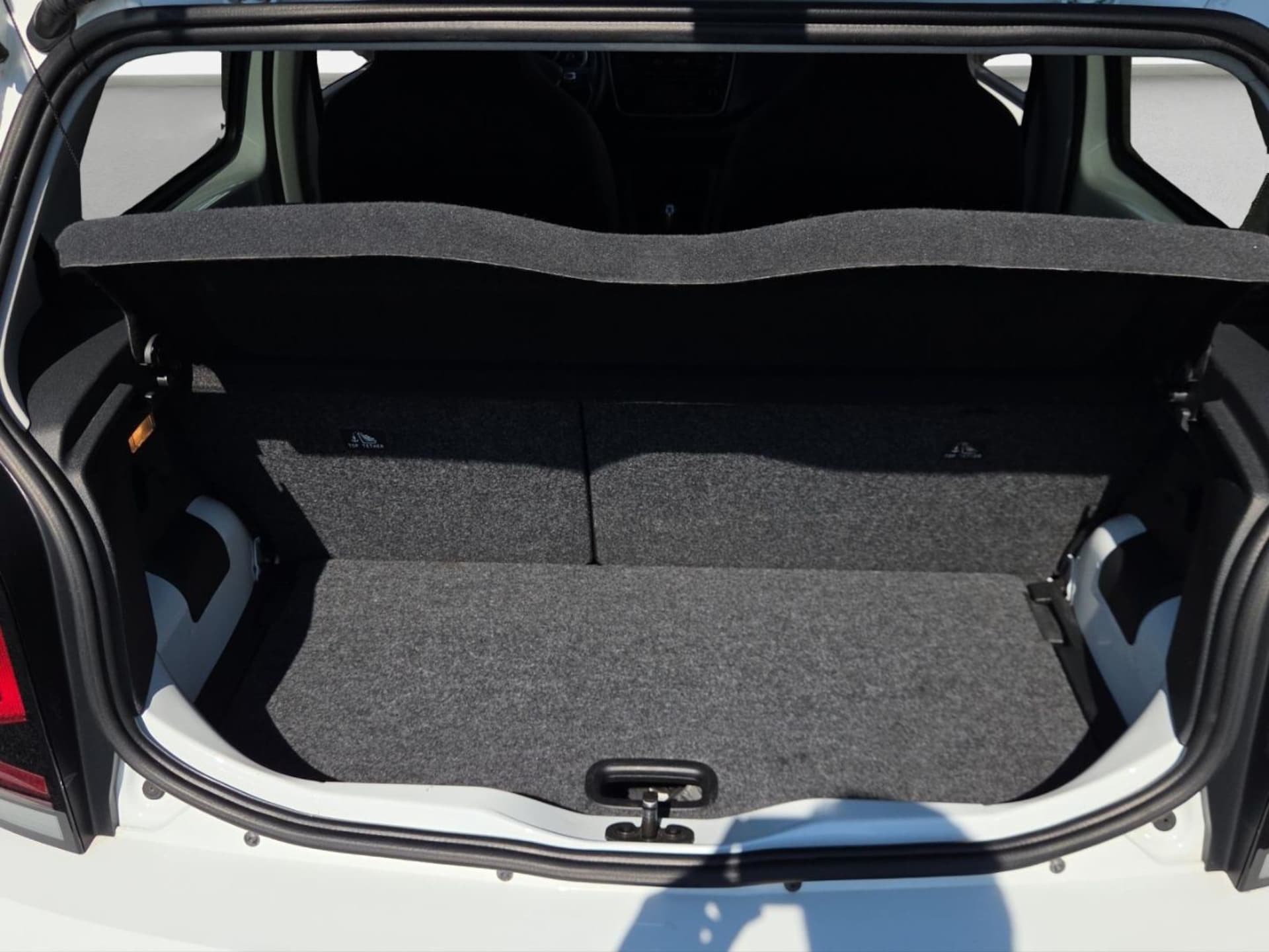 Volkswagen e-up! UNITED