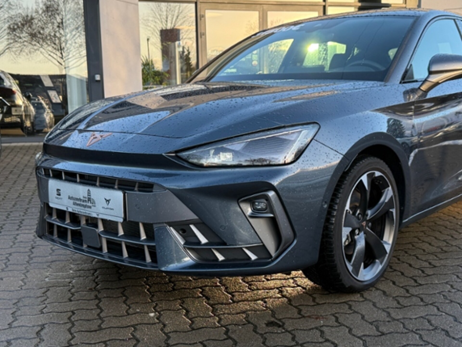 CUPRA Leon