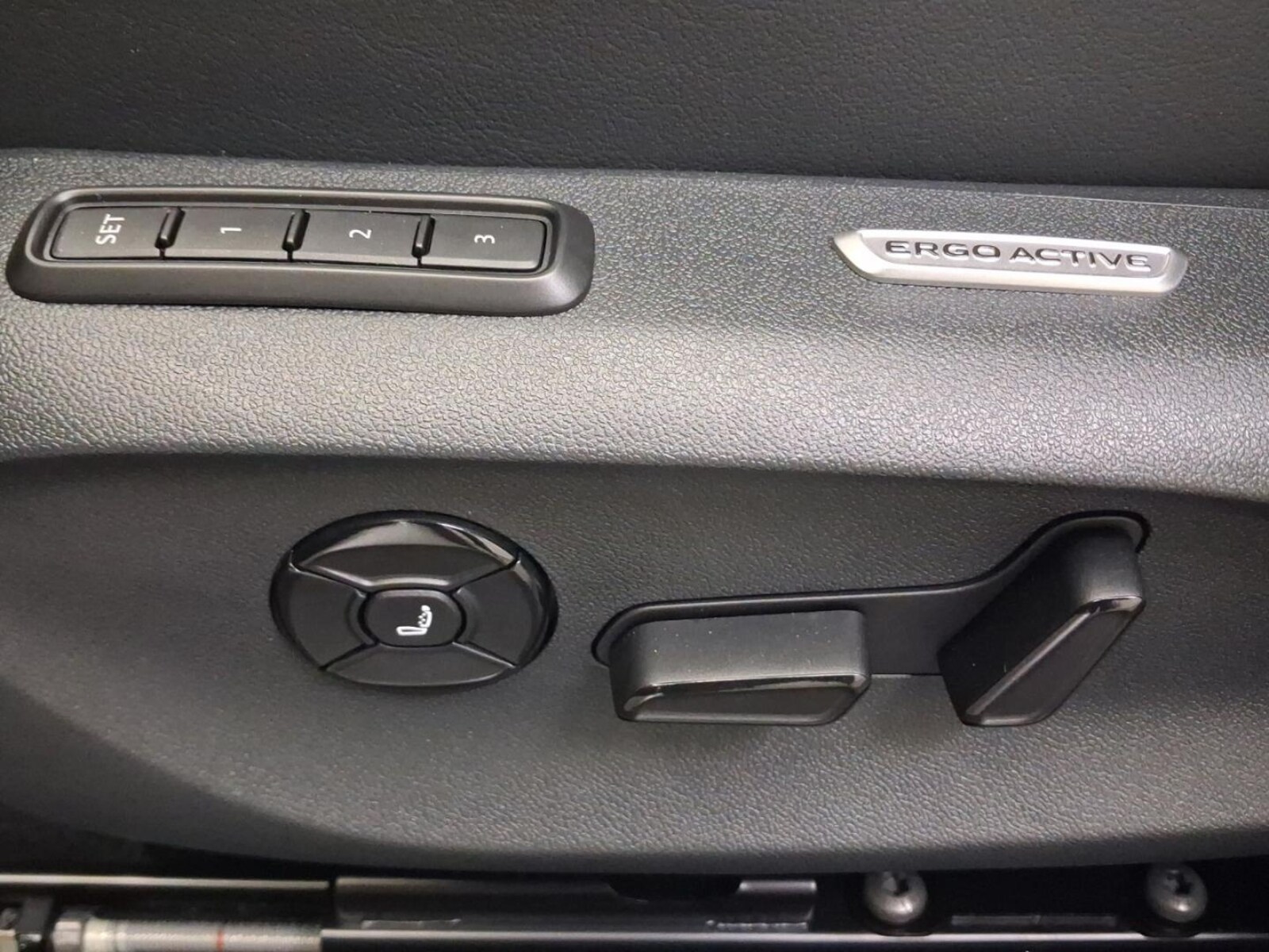 Volkswagen Passat – Bild 18
