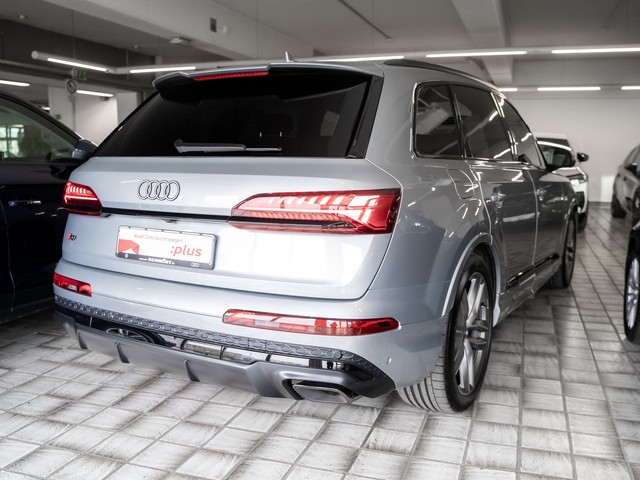 Image about Audi Q7 SUV TFSI e S line 55 TFSI e quattro tiptronic