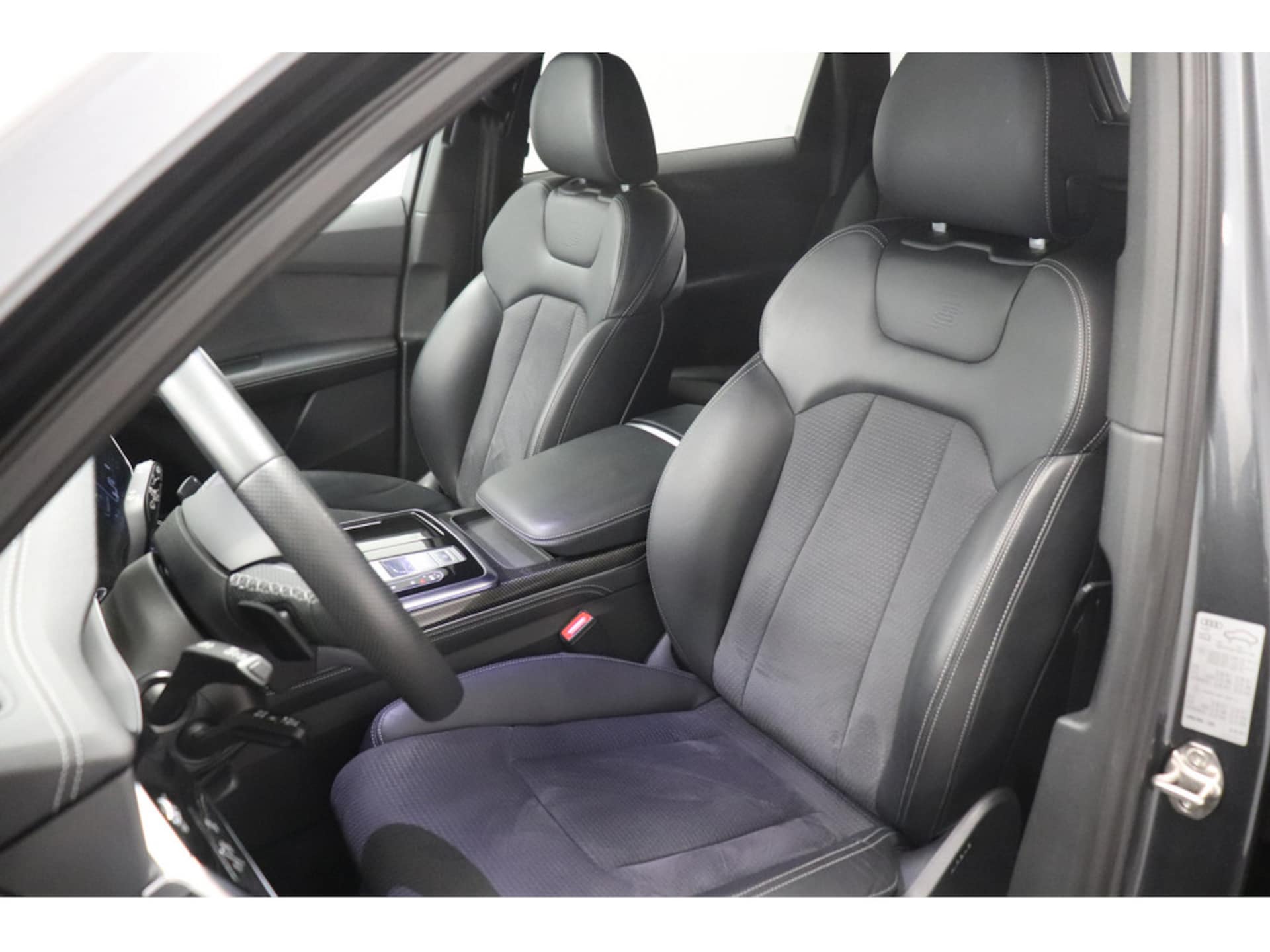 Audi SQ7 SUV