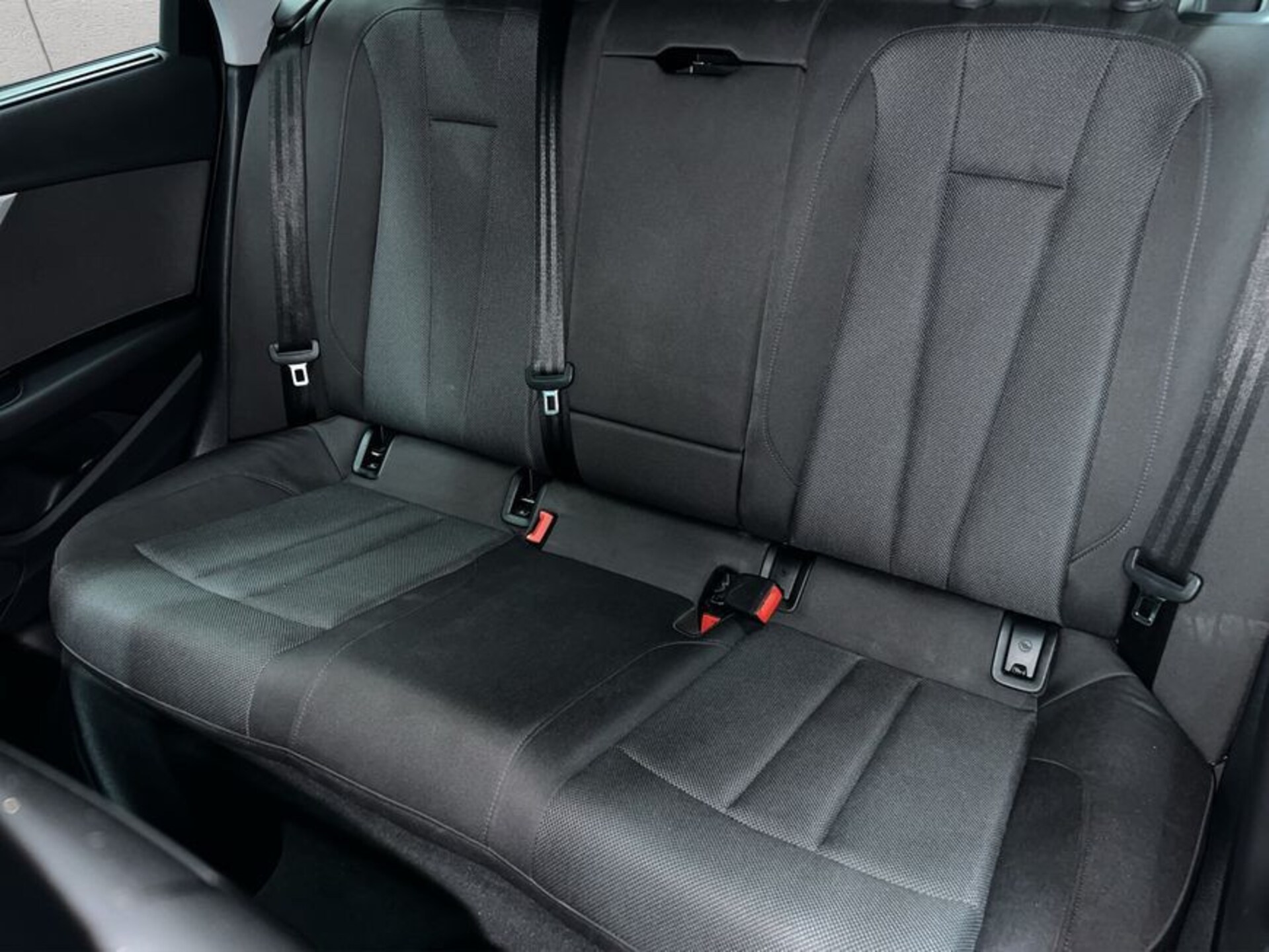 Audi A4 Avant S line