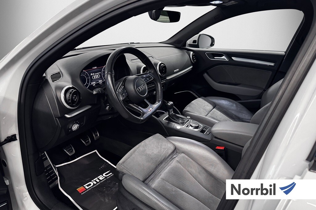 Bild som visar&nbsp;Audi A3 Sedan&nbsp;A3 Sedan 2.0 TDI quattro Sport 150 hk 6-växlad - för mer information kontakta din Audi Partner