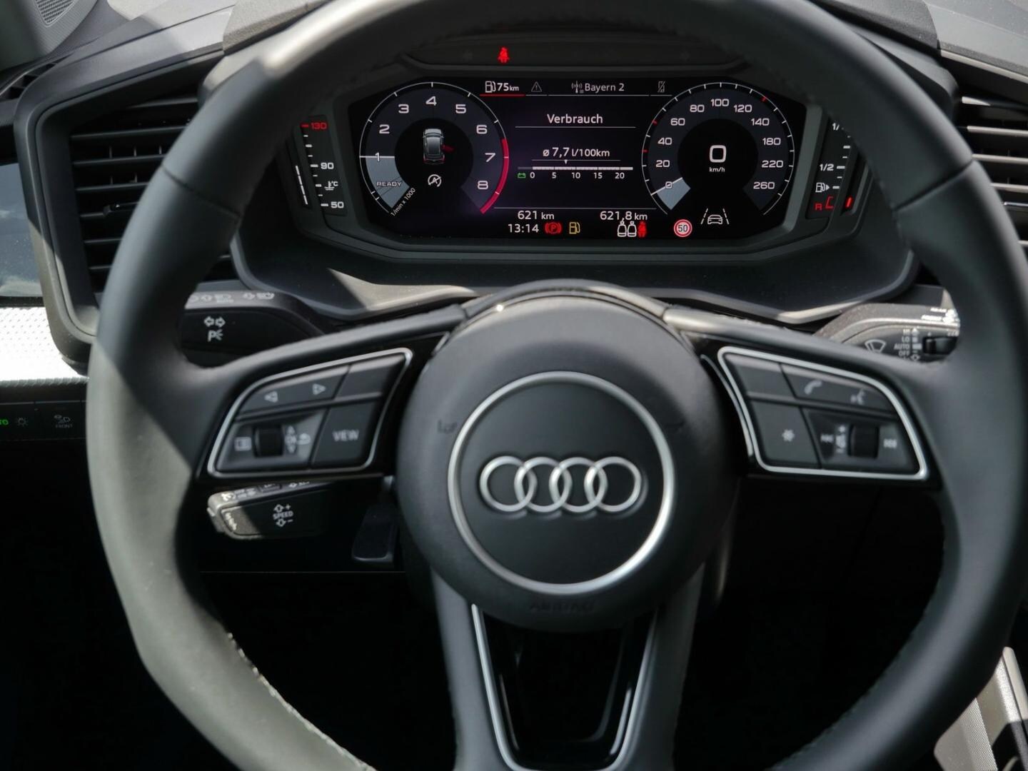 Bild über Audi A1 Sportback advanced 25 TFSI Schaltgetriebe - für weitere Informationen kontaktieren Sie den Audi Partner