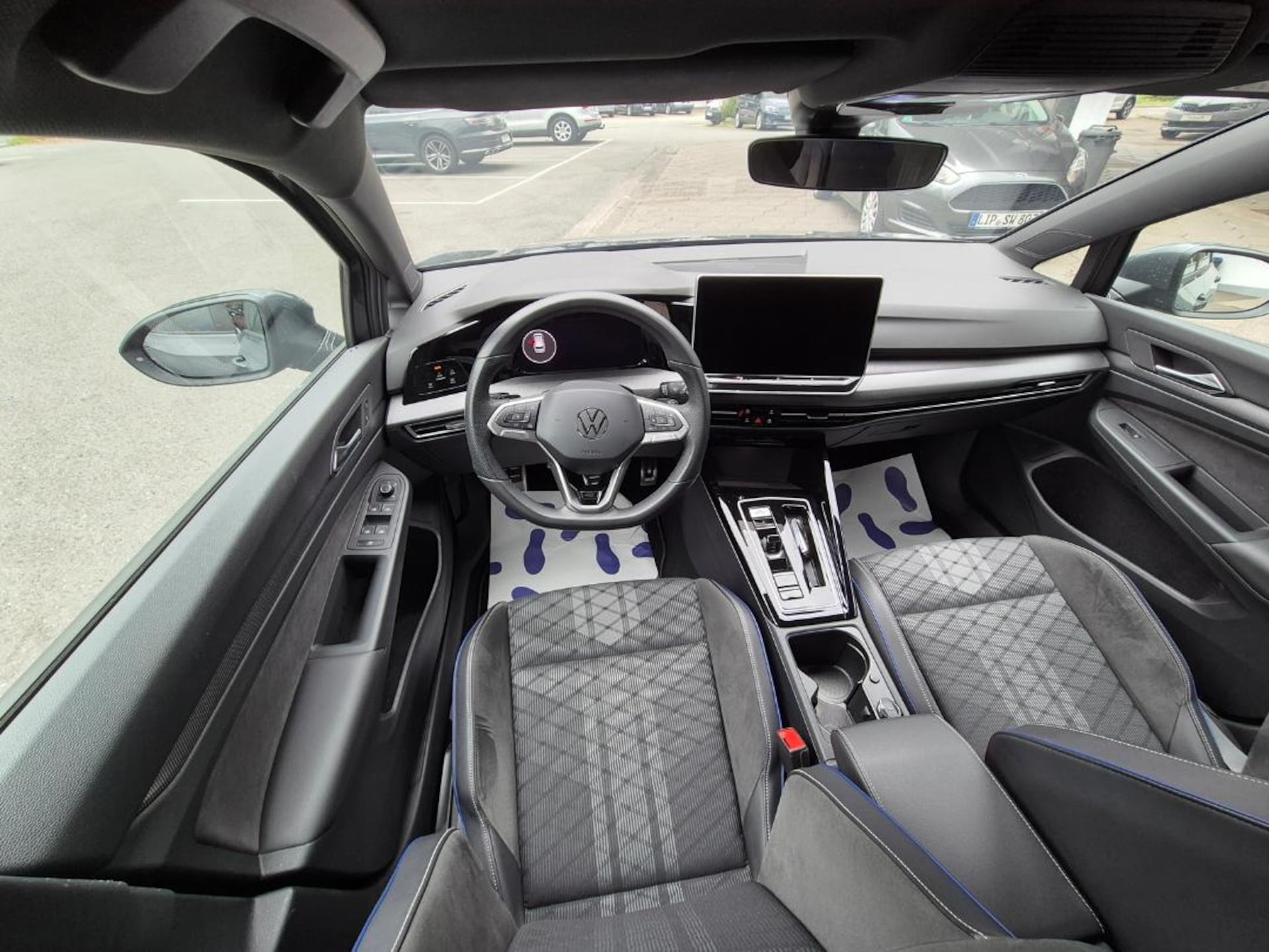 Volkswagen Golf Variant R-Line