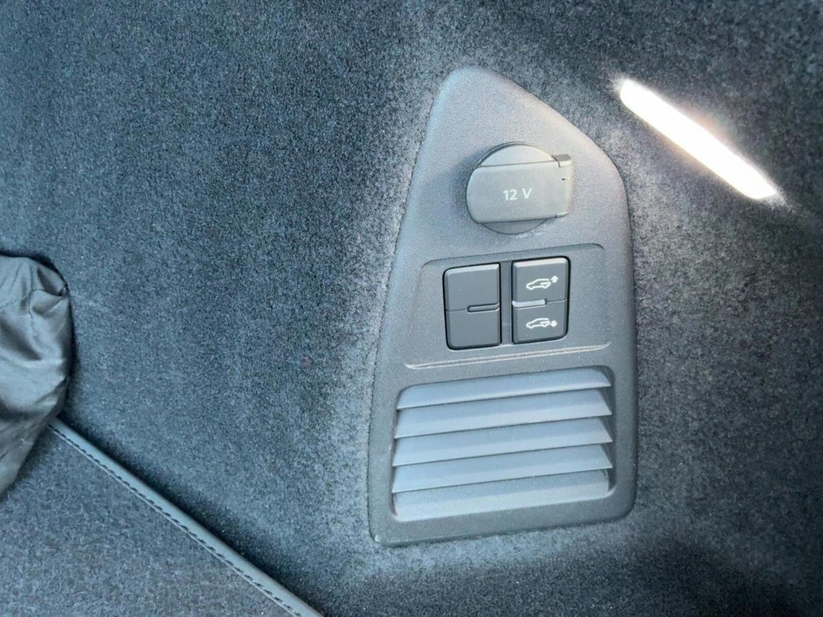 Volkswagen Touareg – Bild 19