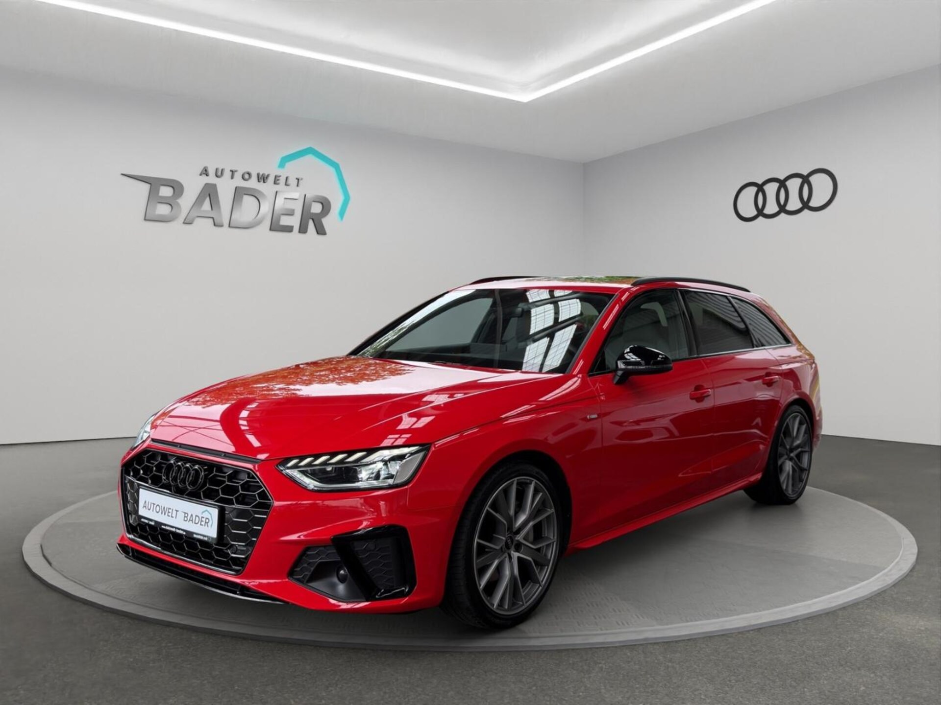 Audi A4 Avant S line