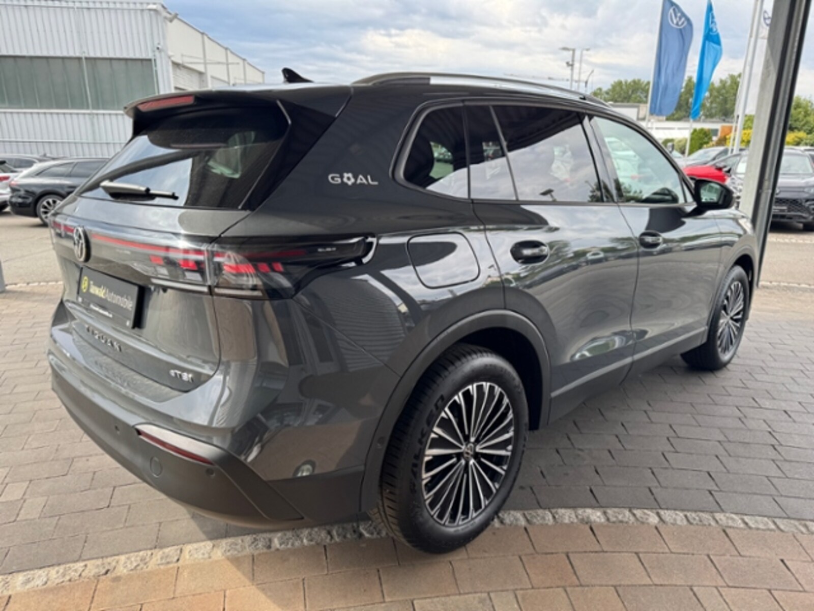 Volkswagen Tiguan – Bild 8