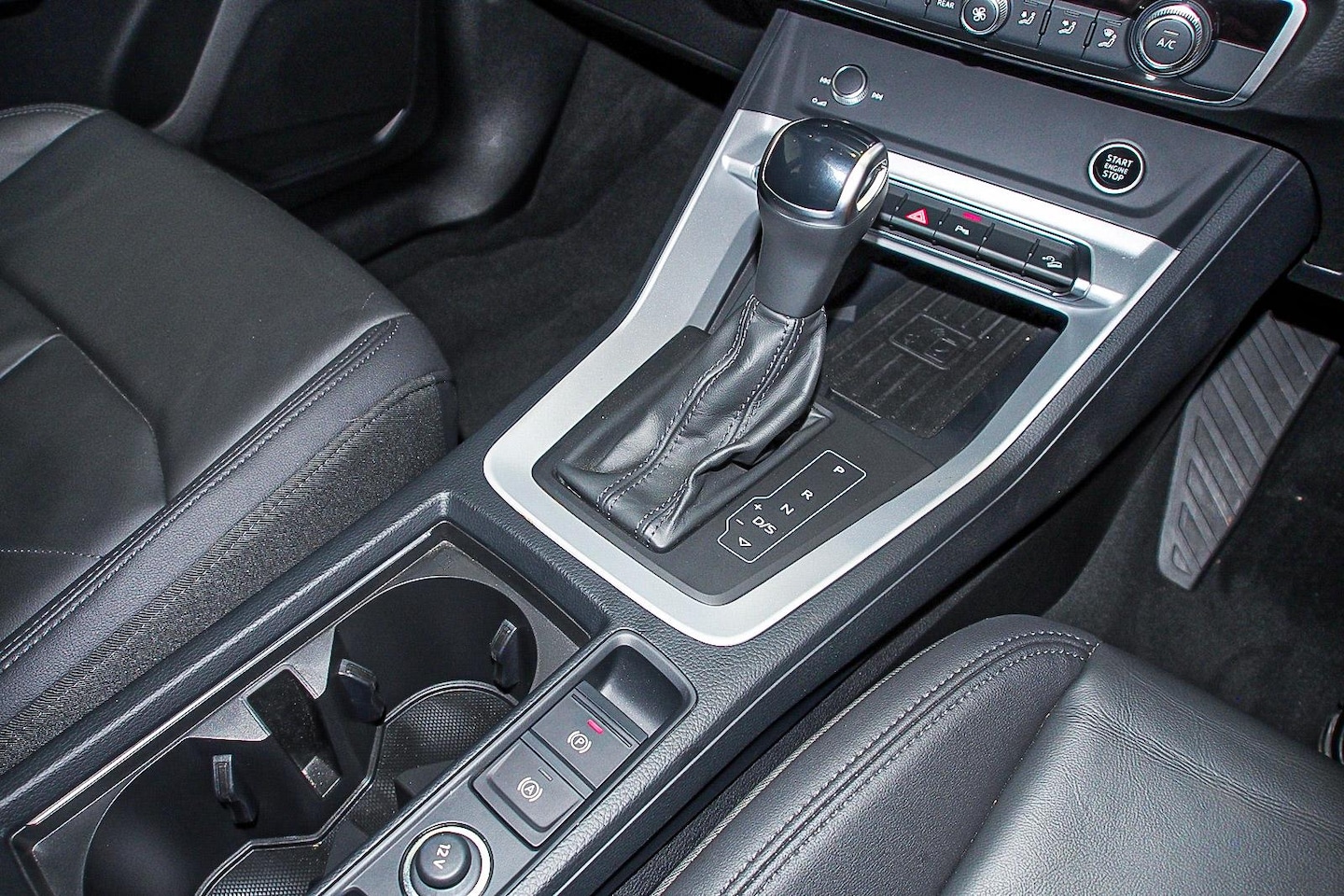 Image about Audi Q3 35 TFSI S tronic