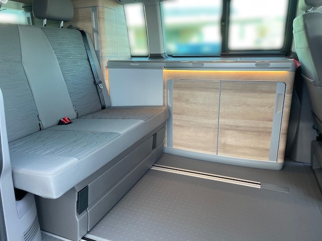 Volkswagen T6.1 California