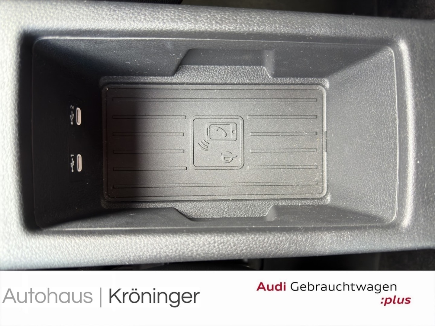 Bild über Audi Q2 S line 30 TFSI Schaltgetriebe - für weitere Informationen kontaktieren Sie den Audi Partner
