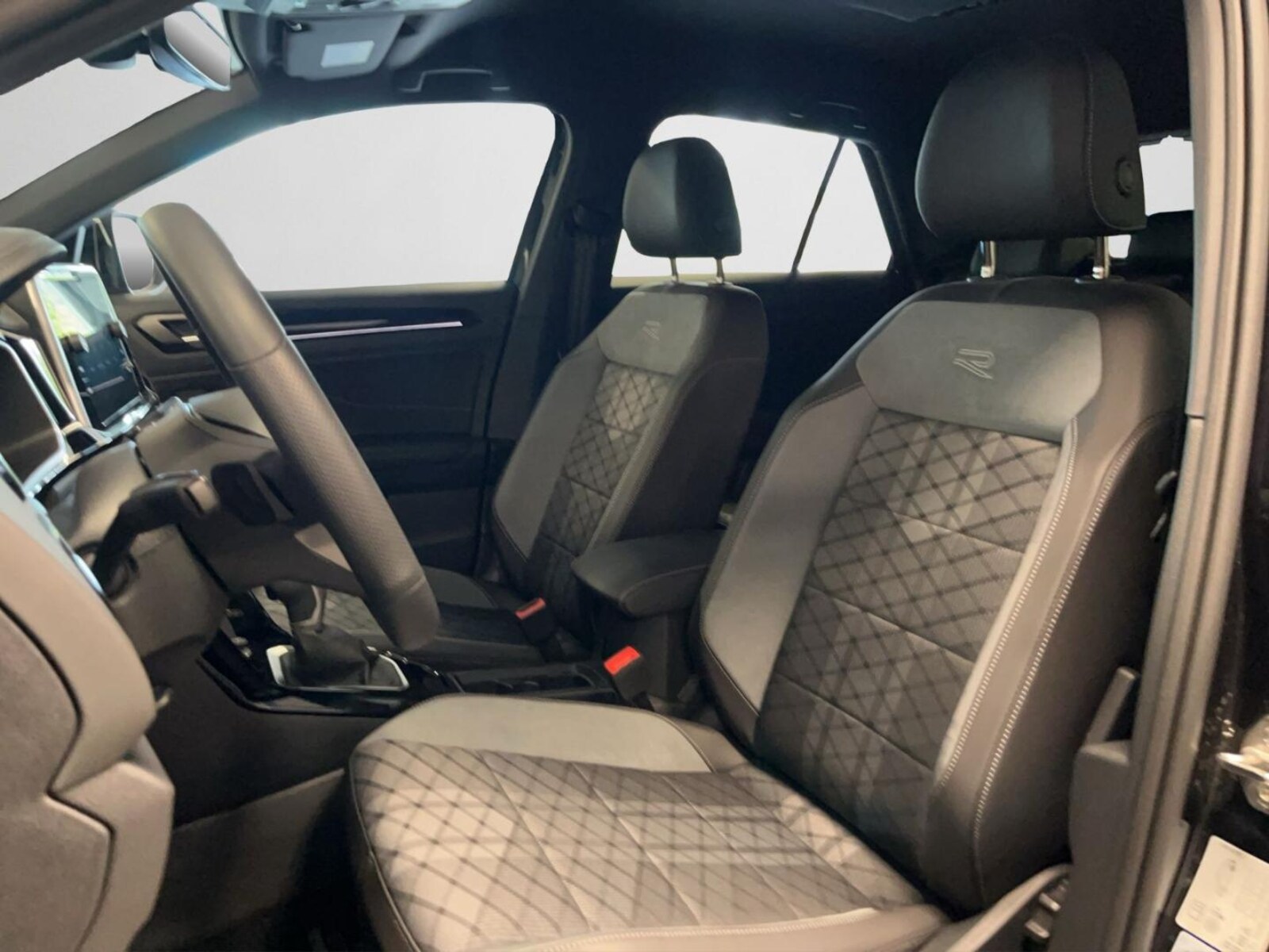 Volkswagen T-Roc – Bild 12