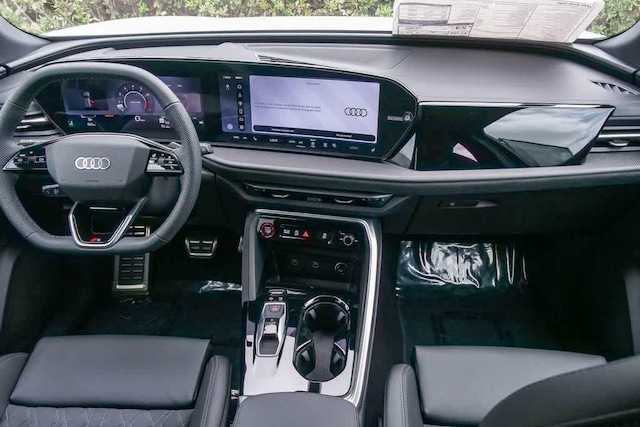 2026 Audi SQ5 Premium Plus - Photo 11