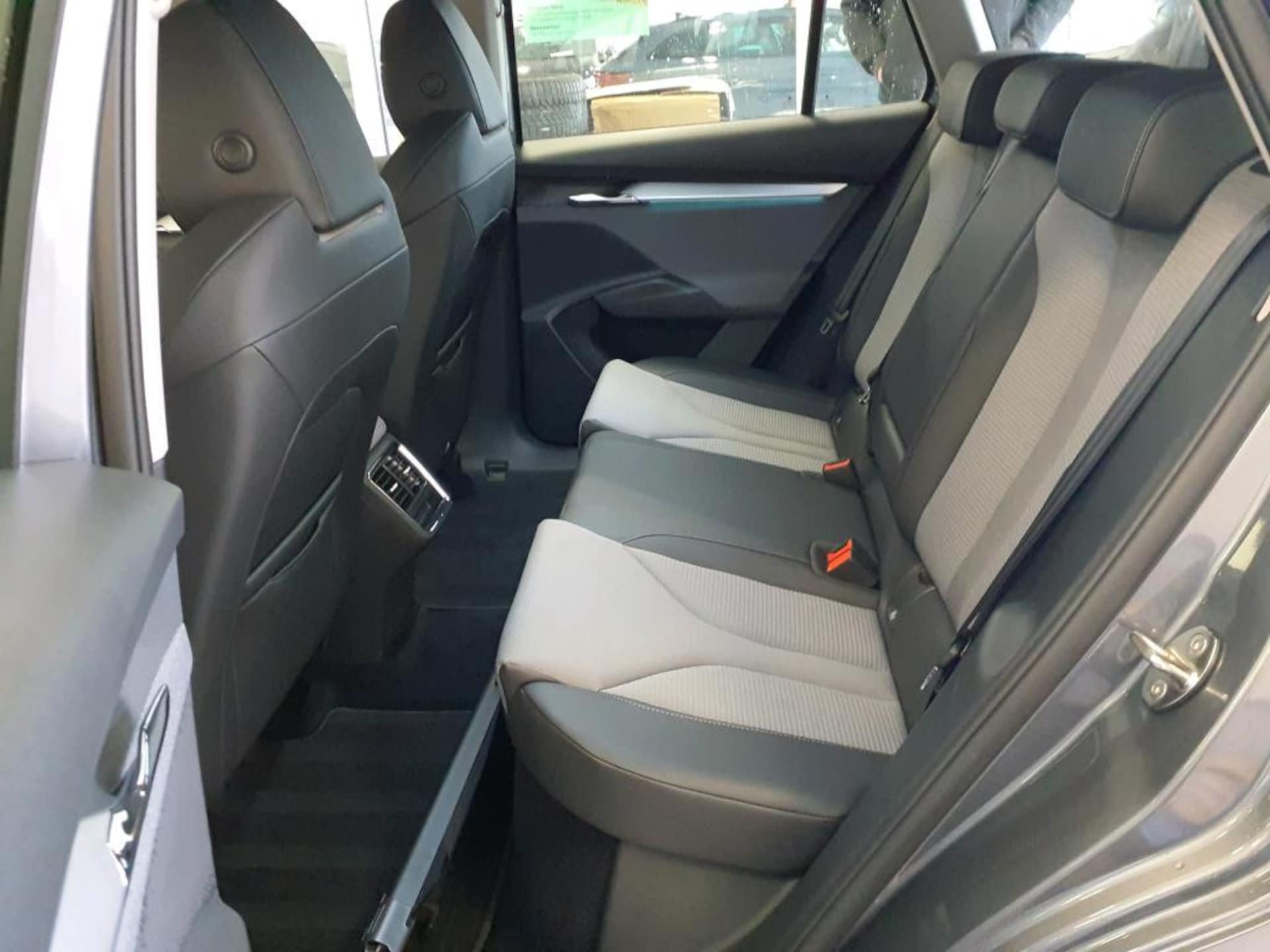Skoda Enyaq 50