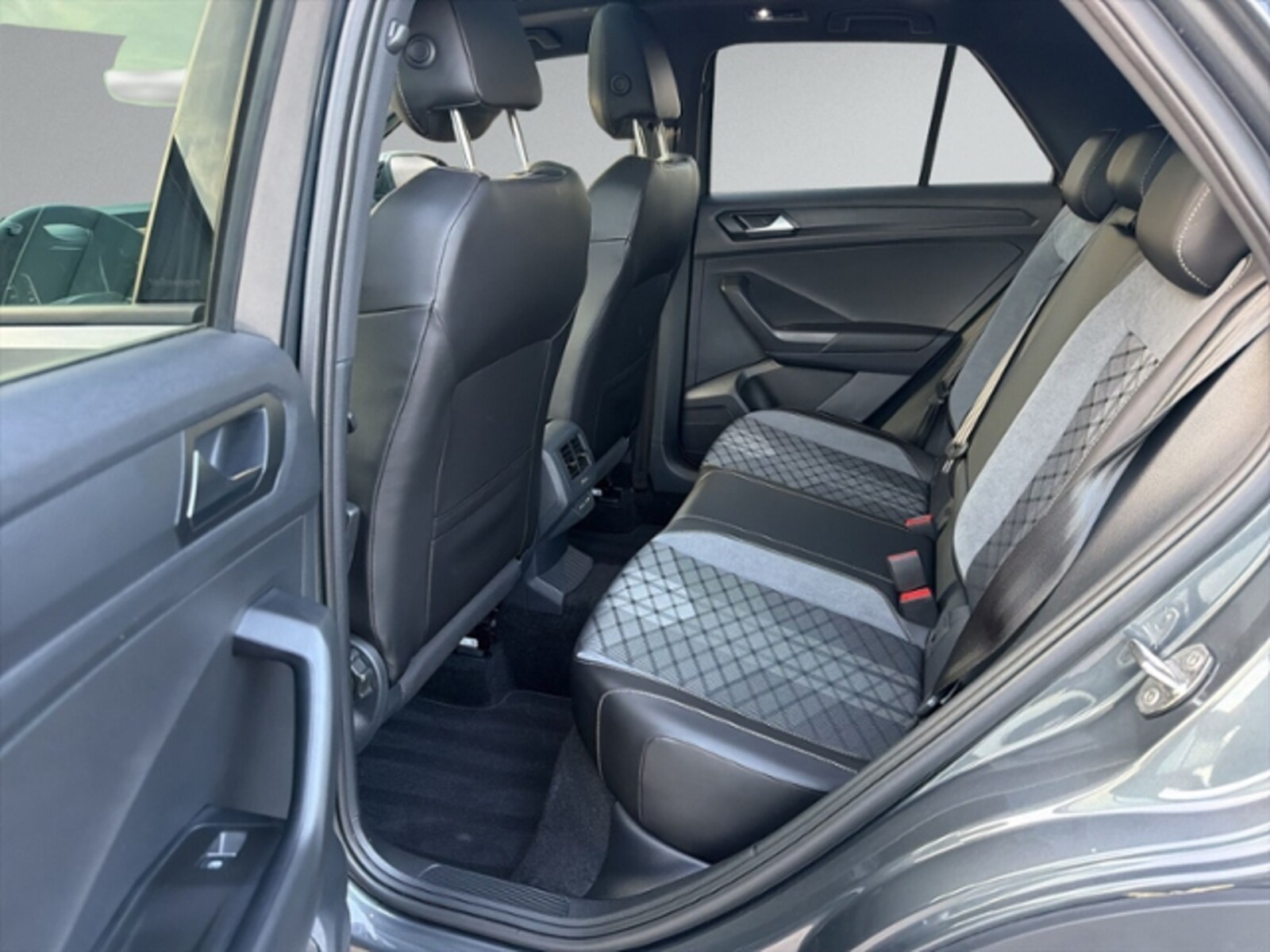 Volkswagen T-Roc – Bild 10
