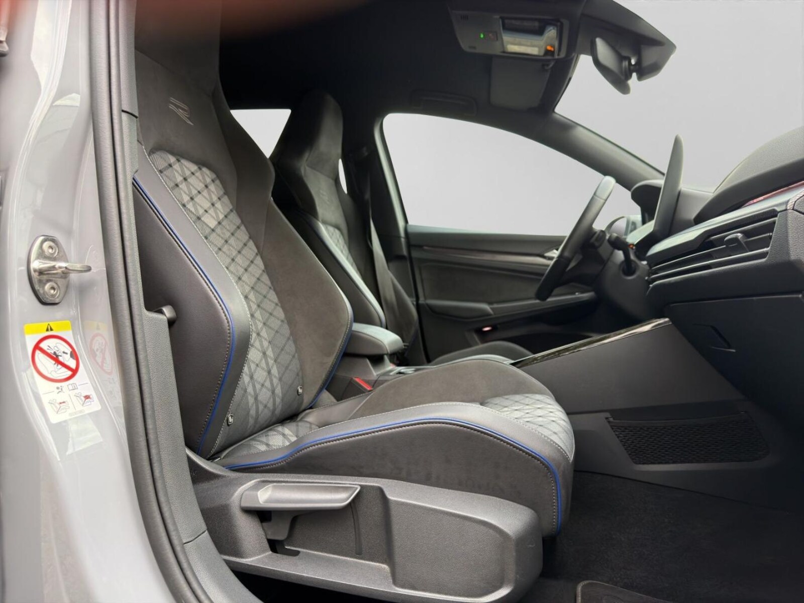 Volkswagen Golf Variant – Bild 14