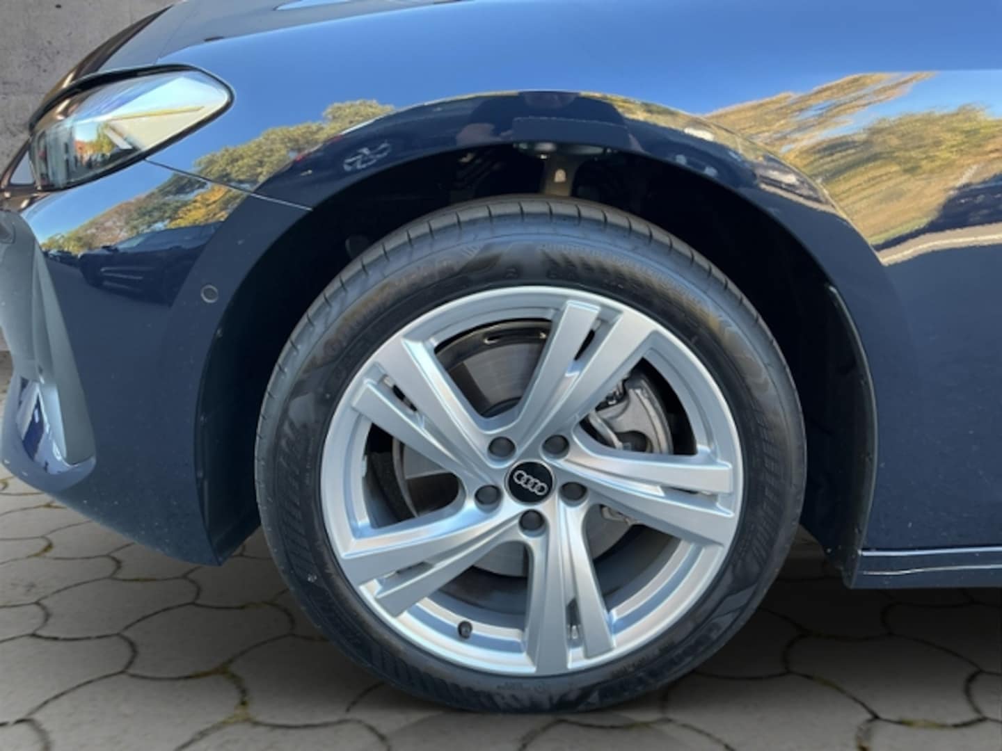 Bild über Audi A5 Avant TFSI S tronic - für weitere Informationen kontaktieren Sie den Audi Partner