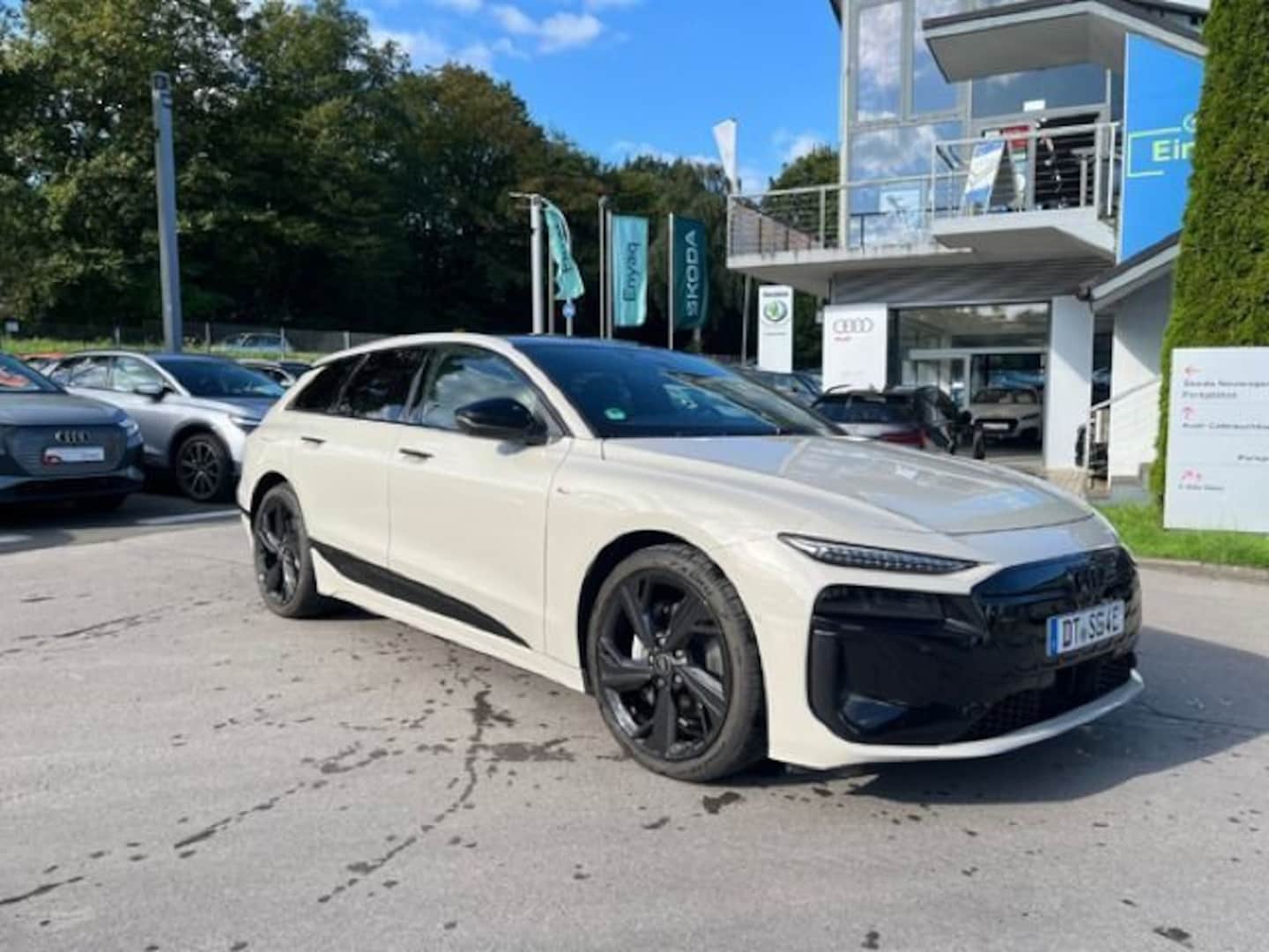 Bild über Audi A6 Avant e-tron S line business e-tron performance 270 kW - für weitere Informationen kontaktieren Sie den Audi Partner