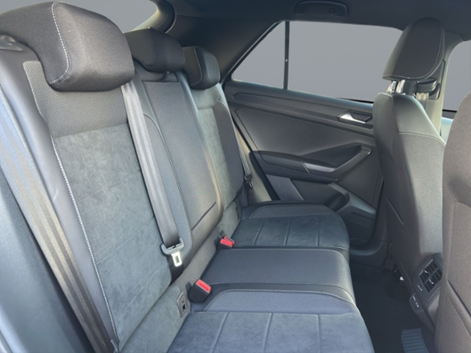 Volkswagen T-Roc – Bild 13