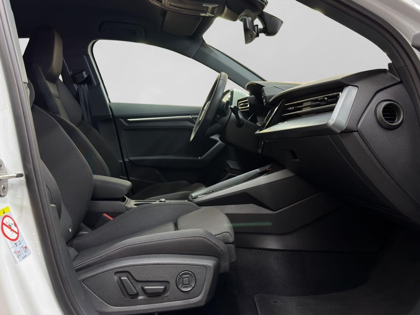 Bild über Audi A3 Sportback TDI S tronic - für weitere Informationen kontaktieren Sie den Audi Partner
