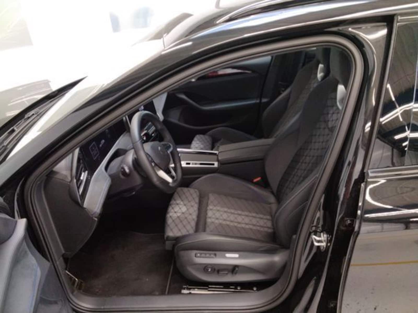 Volkswagen Passat – Bild 4