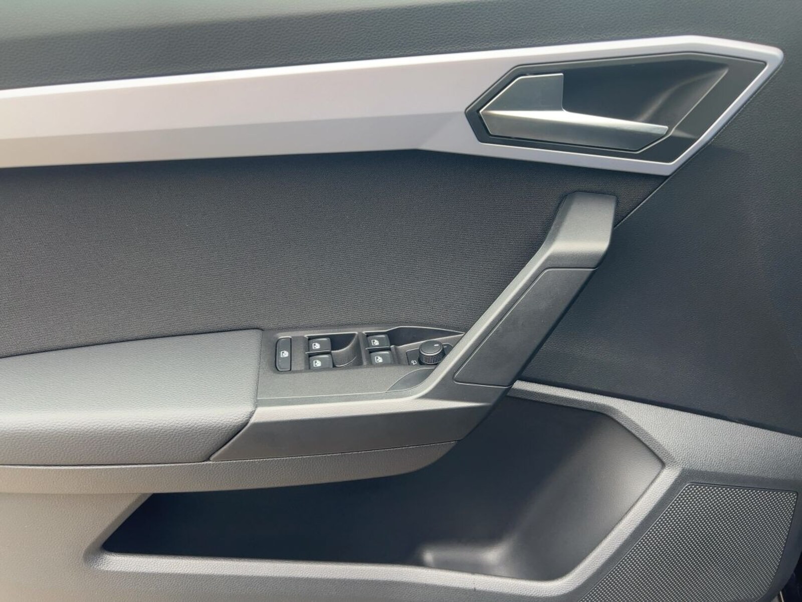 SEAT Arona – Bild 12
