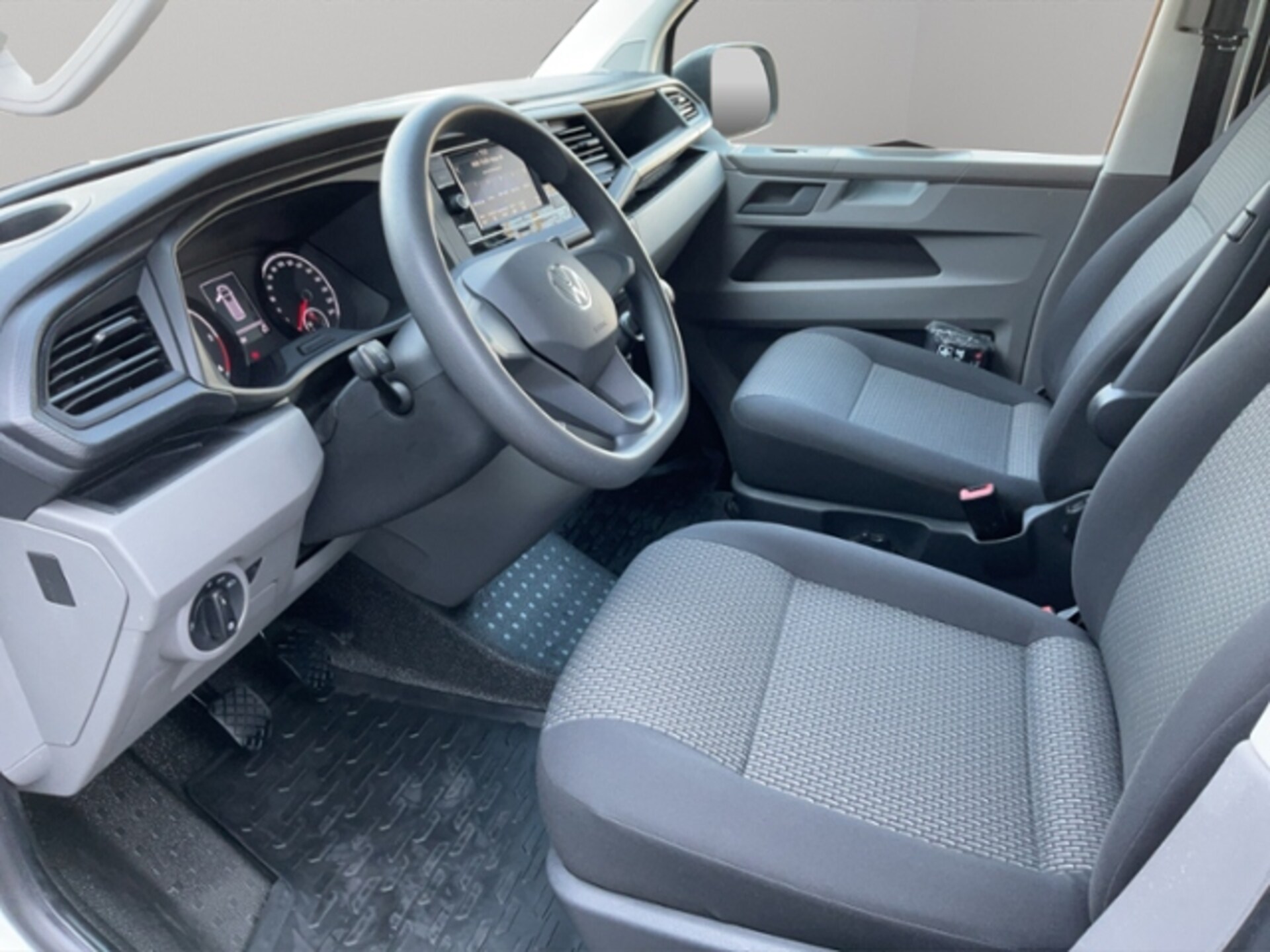 Volkswagen T6.1 Transporter Kombi kurzer Radstand