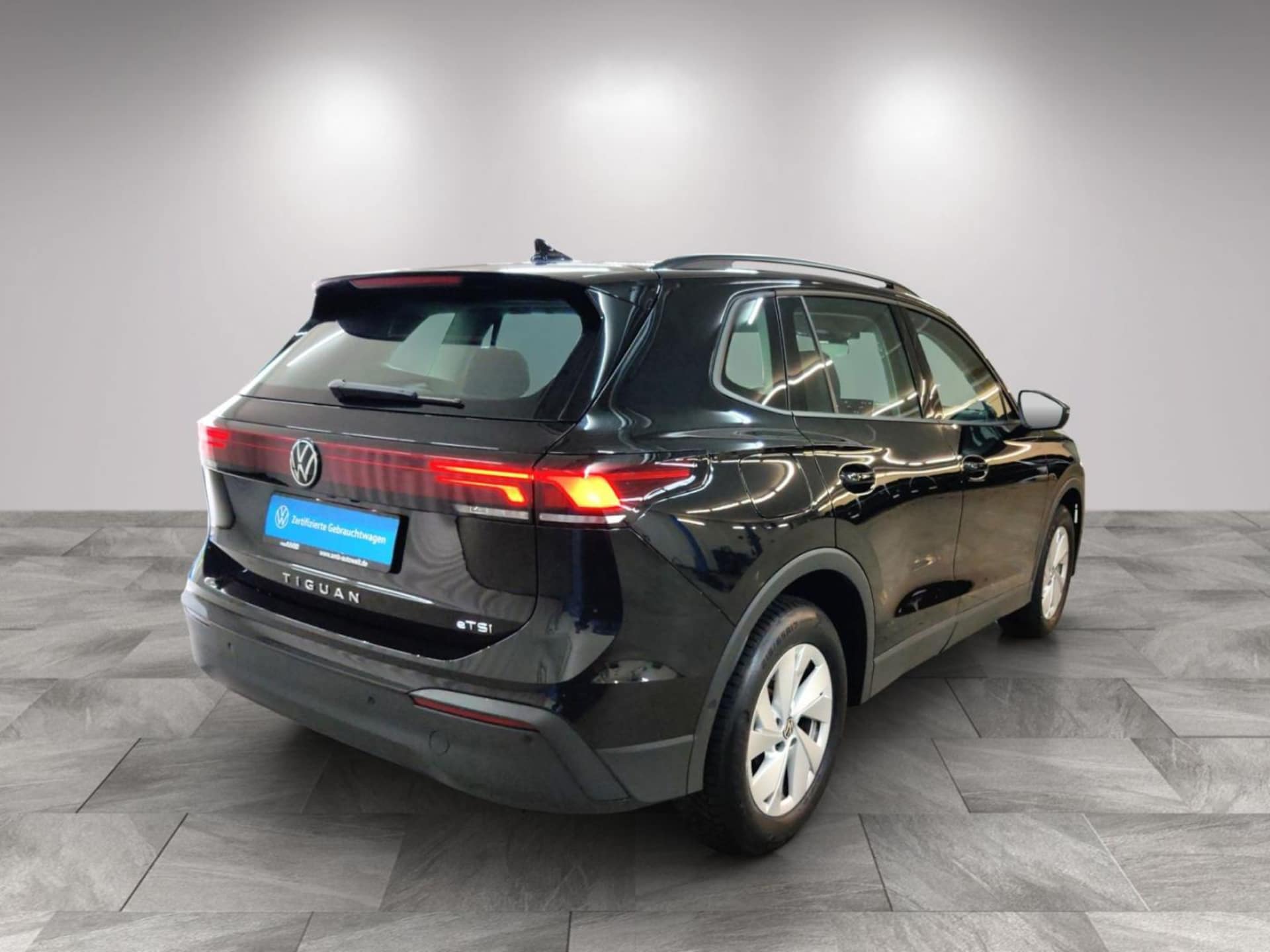 Volkswagen Tiguan Basis-Modell