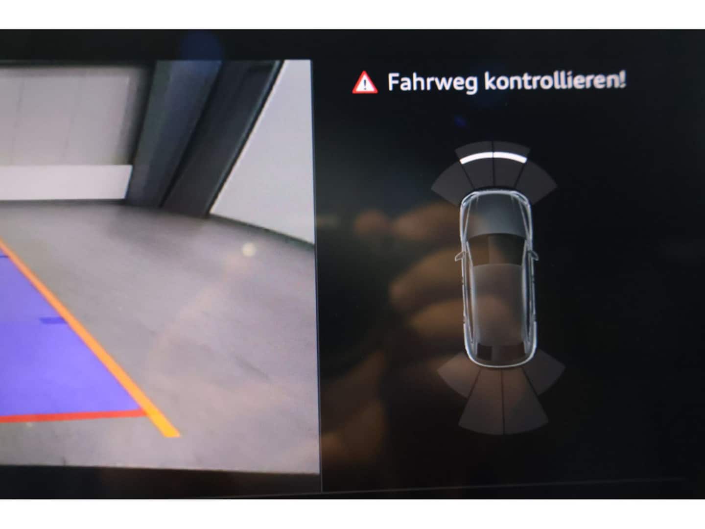 Bild über Audi Q5 Sportback 40 TFSI quattro S tronic - für weitere Informationen kontaktieren Sie den Audi Partner