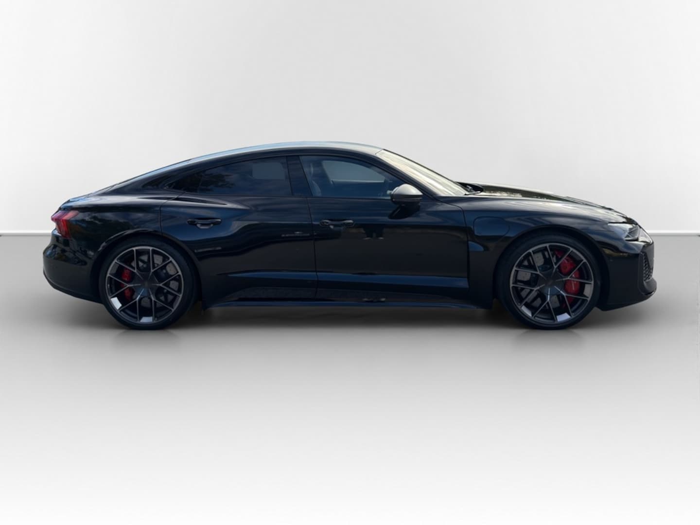 Bild über Audi RS e-tron GT performance e-tron quattro - für weitere Informationen kontaktieren Sie den Audi Partner