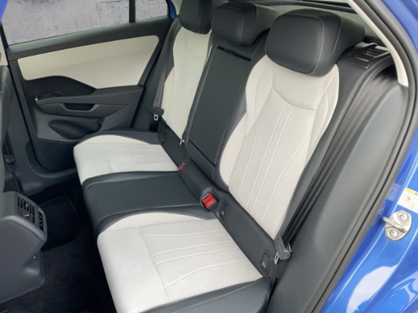 Volkswagen T-Roc – Bild 10