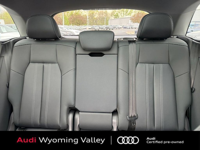 2025 Audi Q5 Premium - Photo 14