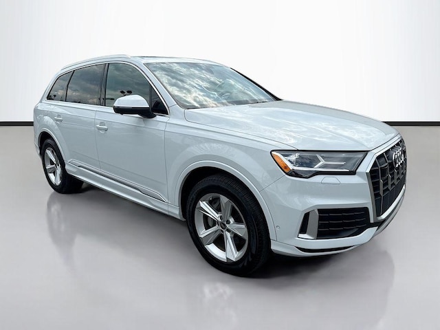Photo of 2023 Audi Q7