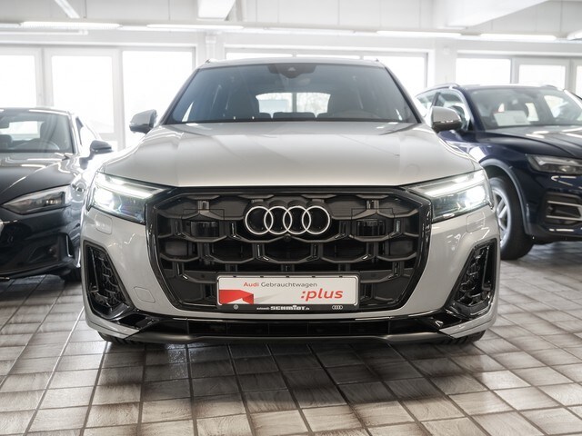 Image about Audi Q7 SUV TFSI e S line 55 TFSI e quattro tiptronic