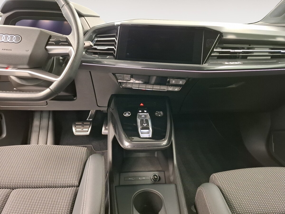 Image about Audi Q4 e-tron 40 e-tron