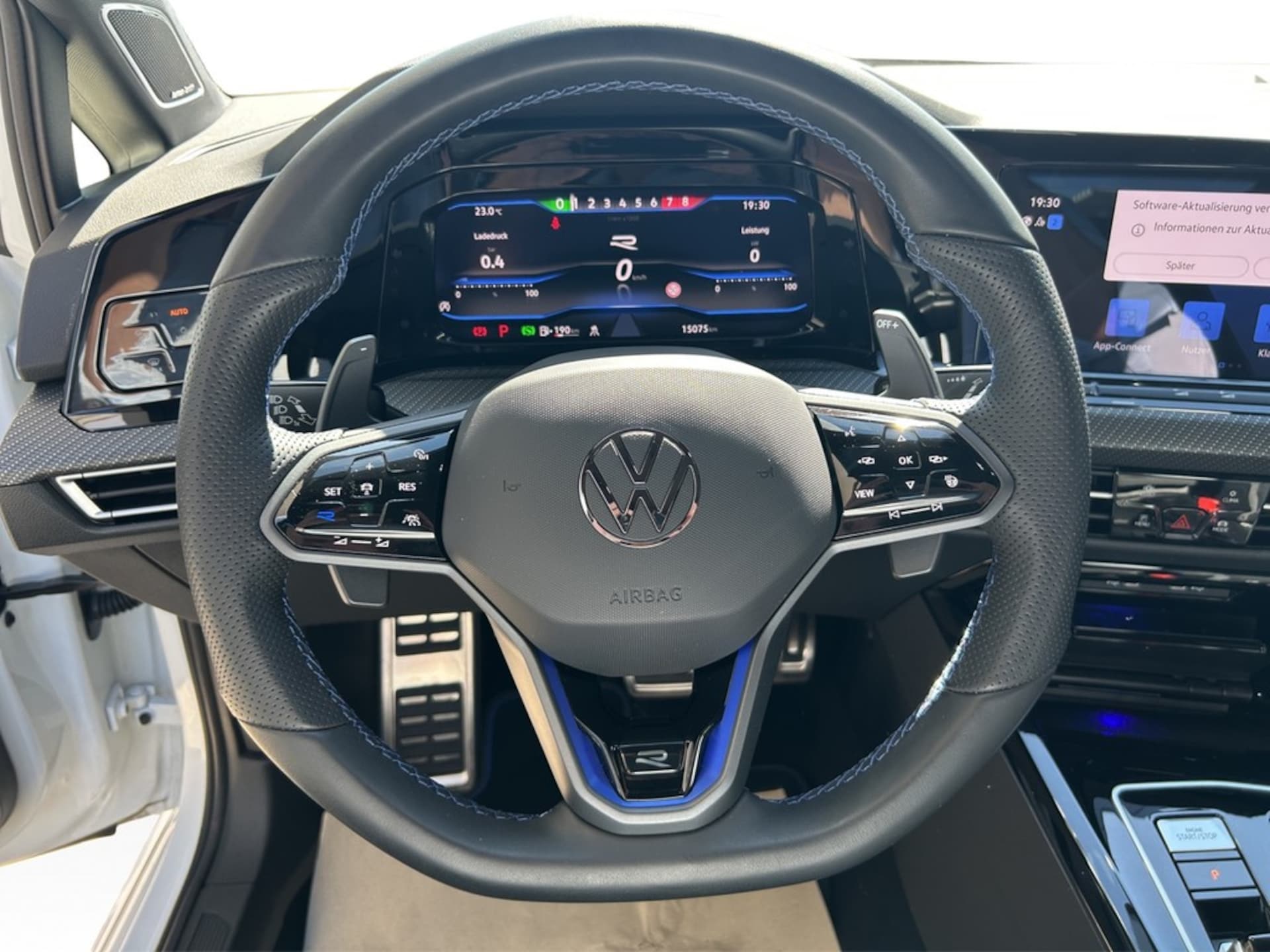 Volkswagen Golf R