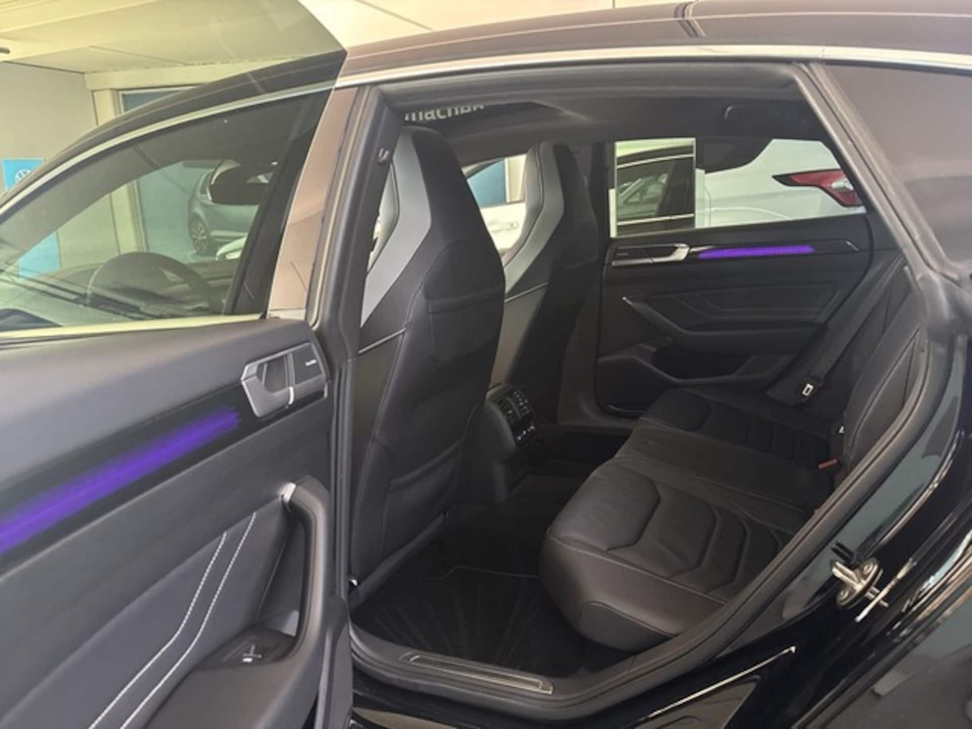 Volkswagen Arteon R-Line