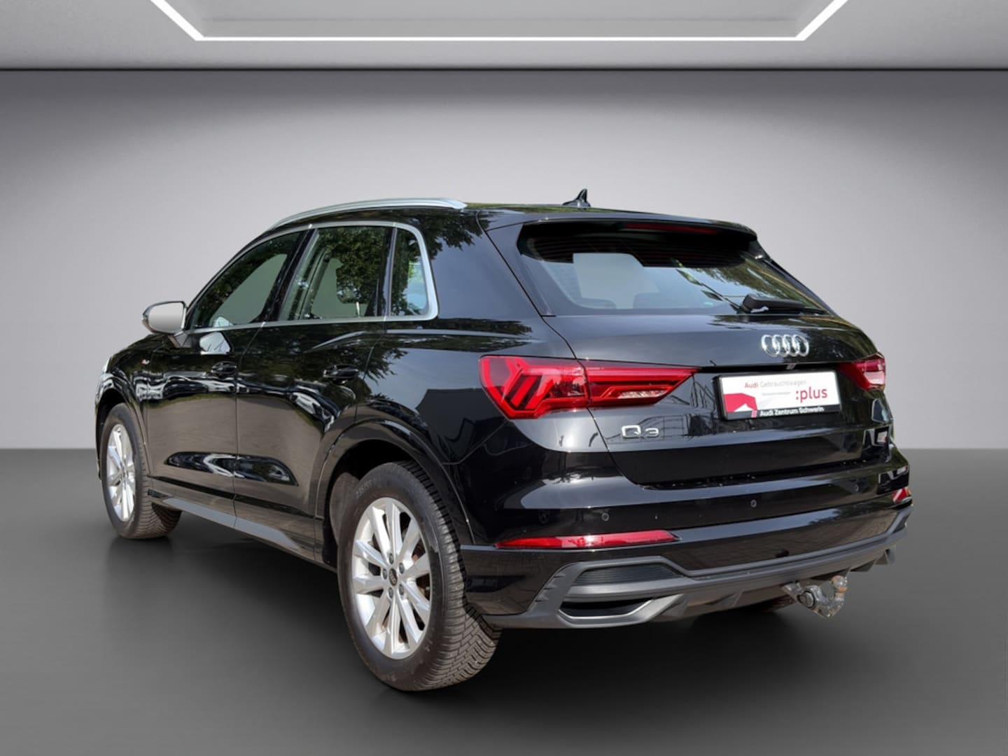Bild über Audi Q3 S line 35 TFSI S tronic - für weitere Informationen kontaktieren Sie den Audi Partner