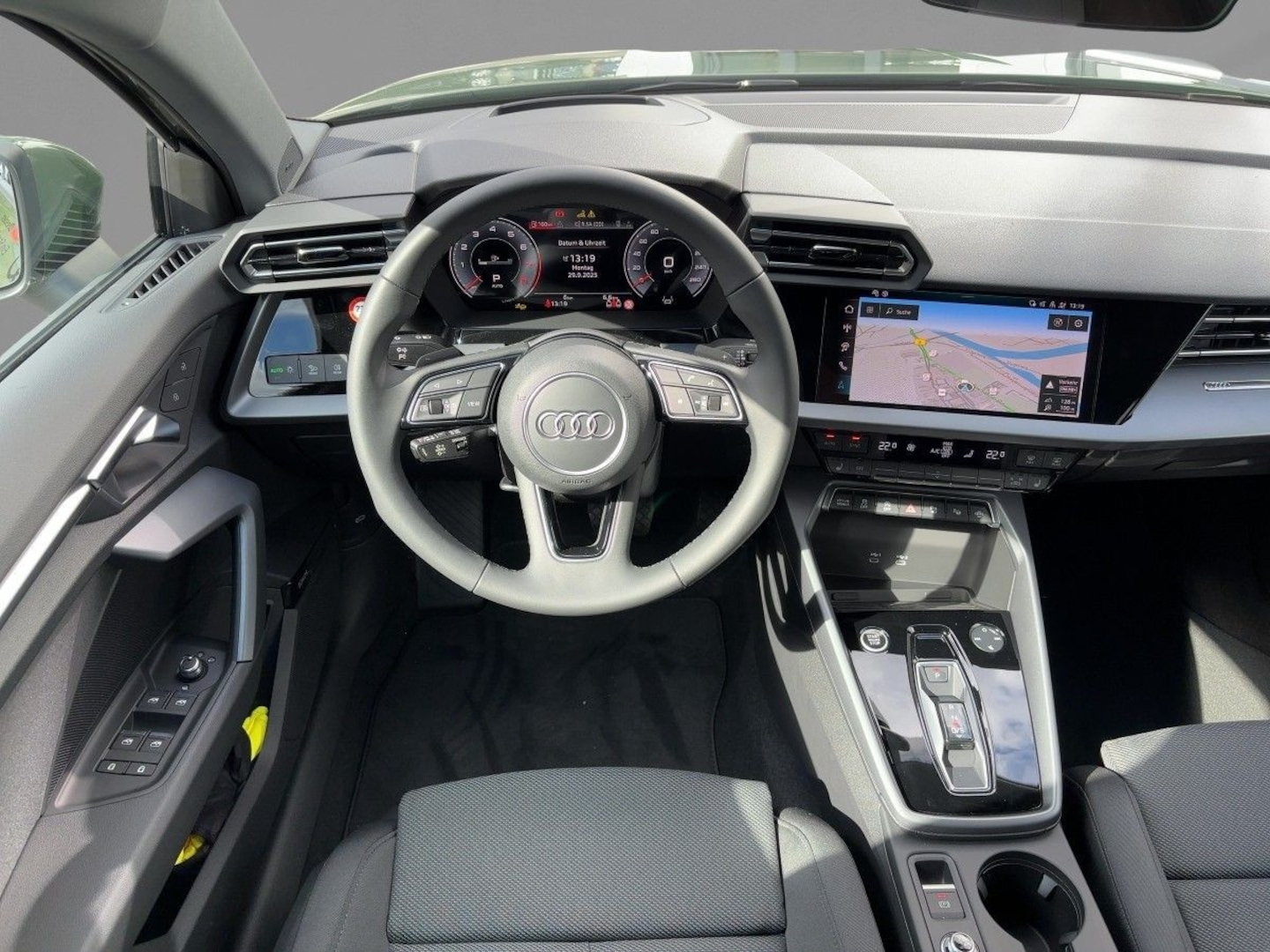 Bild über Audi A3 Sportback advanced 35 TFSI S tronic - für weitere Informationen kontaktieren Sie den Audi Partner