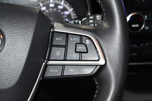 2025 Toyota Highlander 12