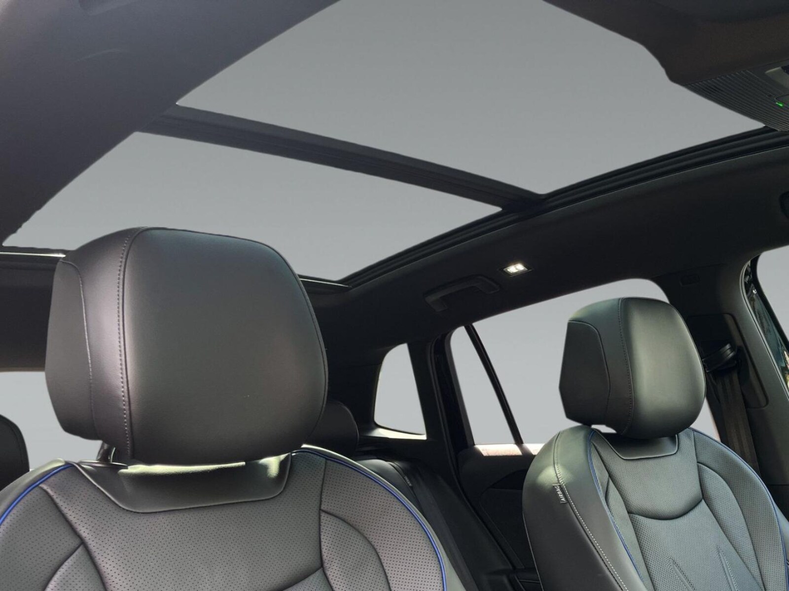 Volkswagen Tiguan – Bild 13