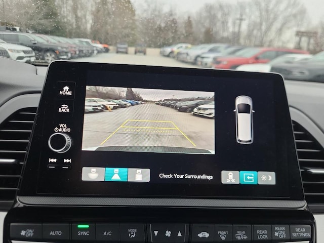 2025 Honda Odyssey Touring - Photo 23