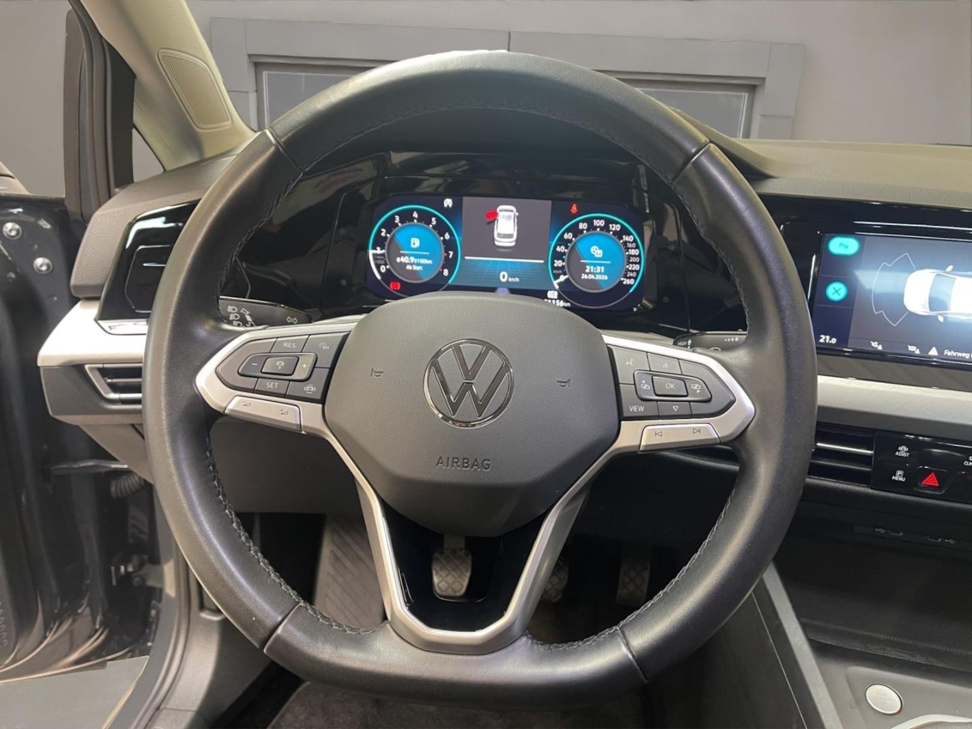 Volkswagen Golf Variant Life