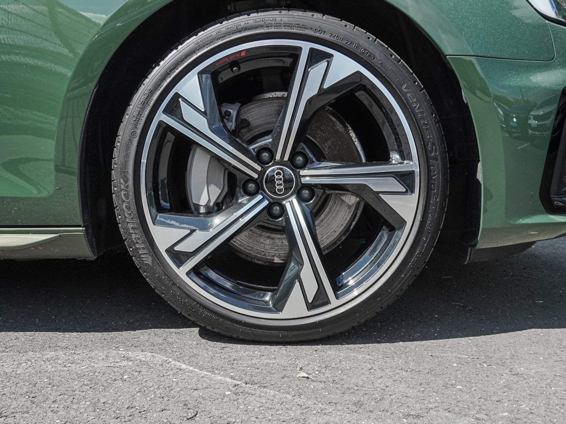 Audi A4 Avant S line