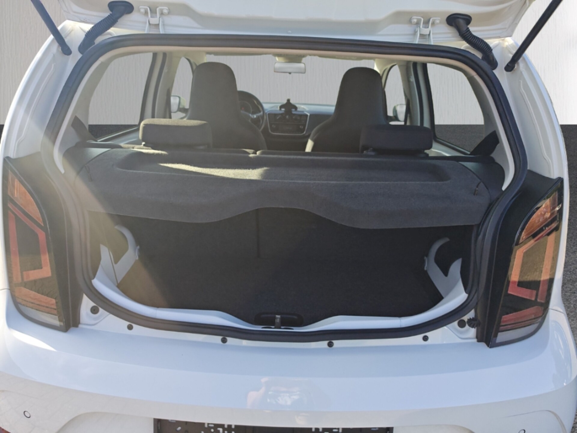 Volkswagen up! move up!