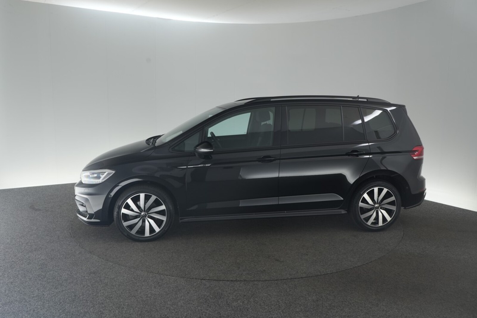 Volkswagen Touran – Bild 6