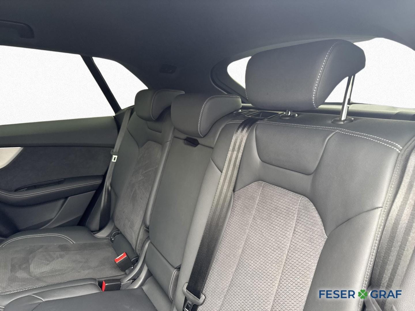 Bild über Audi Q8 SUV TFSI e S line business TFSI e quattro 360 kW tiptronic - für weitere Informationen kontaktieren Sie den Audi Partner