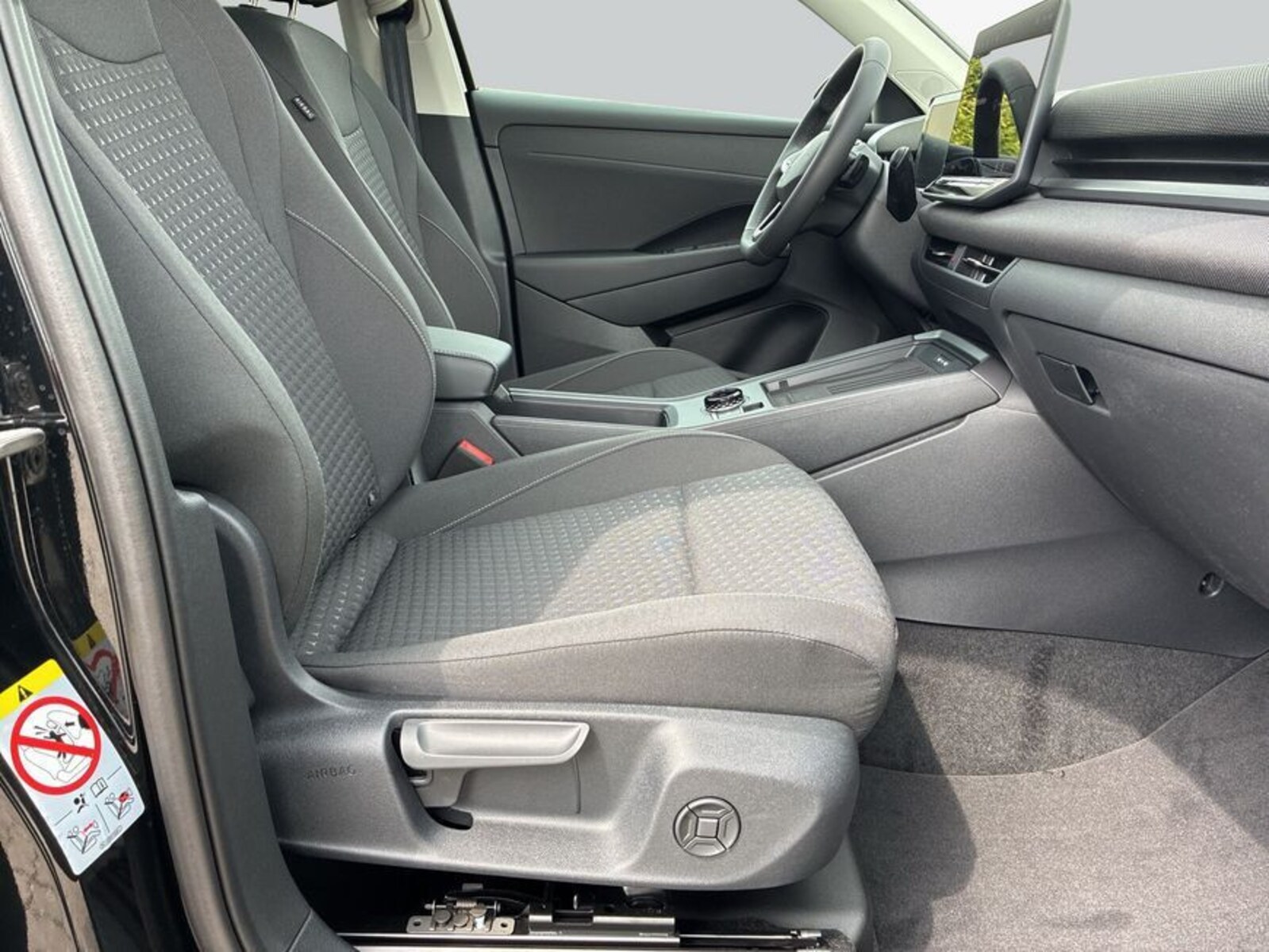 Volkswagen T-Roc – Bild 12