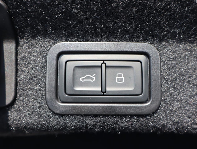 Audi A6 Sedan 45 TFSI quattro 195(265) kW(PS) S tronic for more details contact your dealer