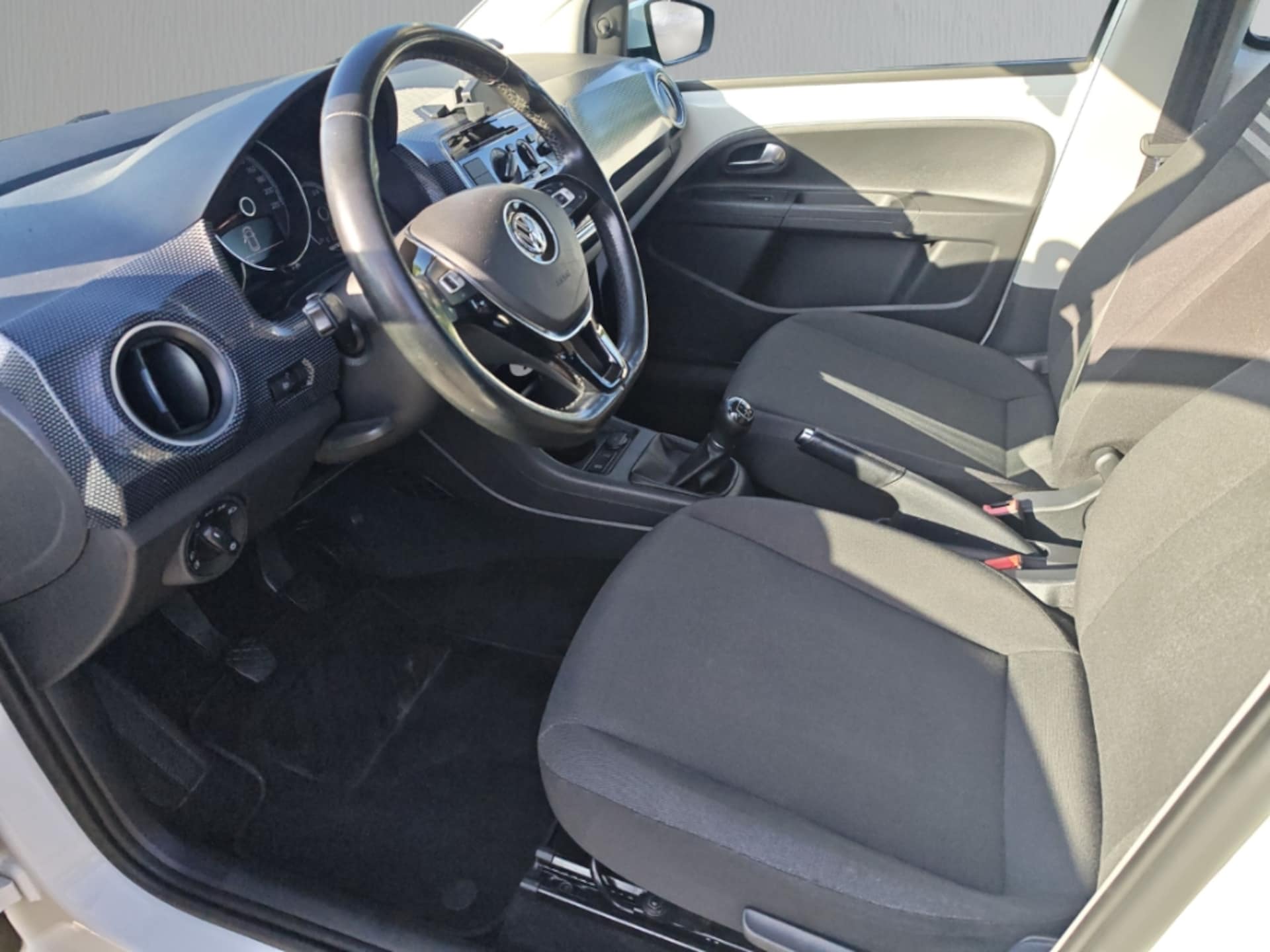 Volkswagen up! move up!